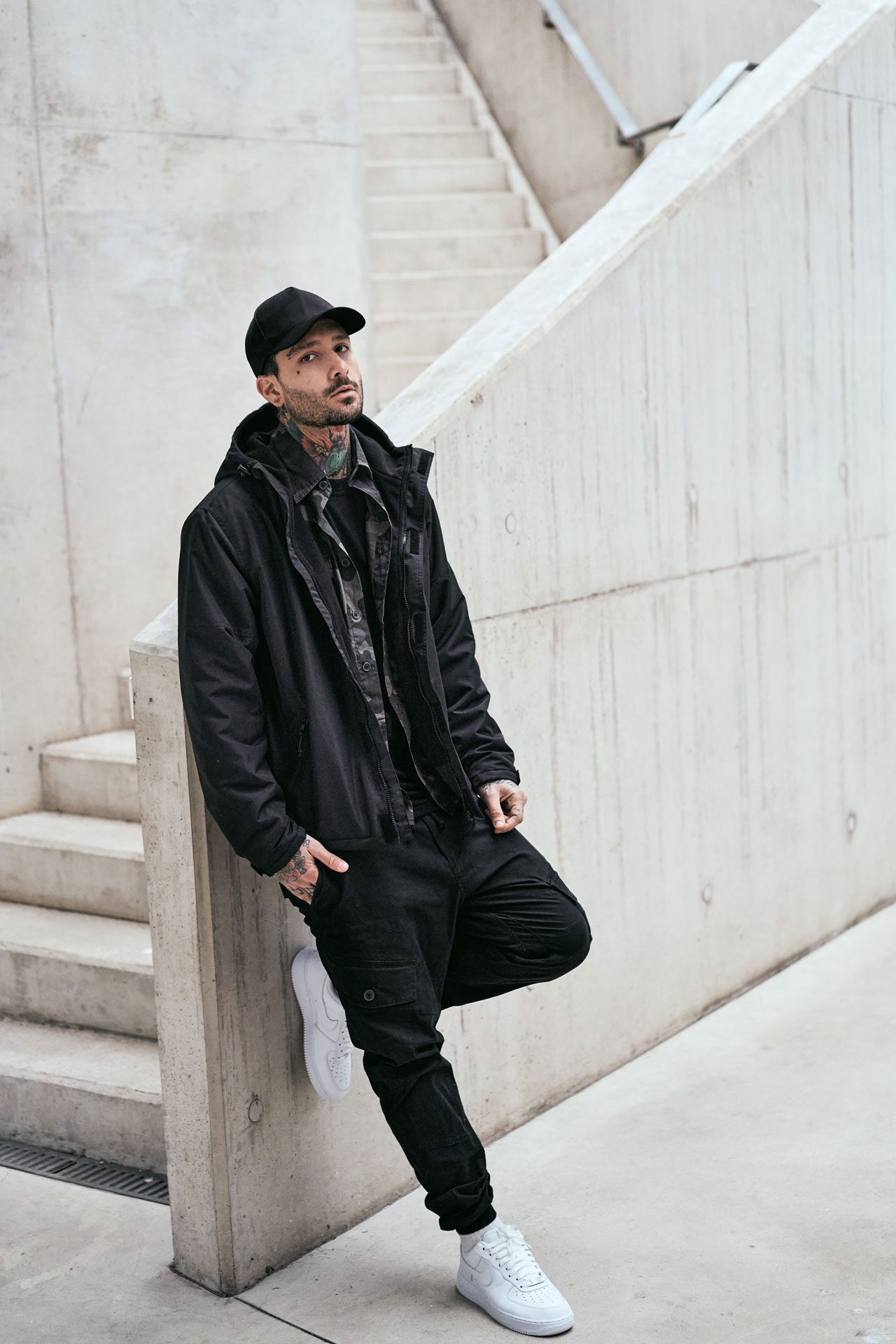 Bunda Brandit 3167 Windbreaker se zipem černá