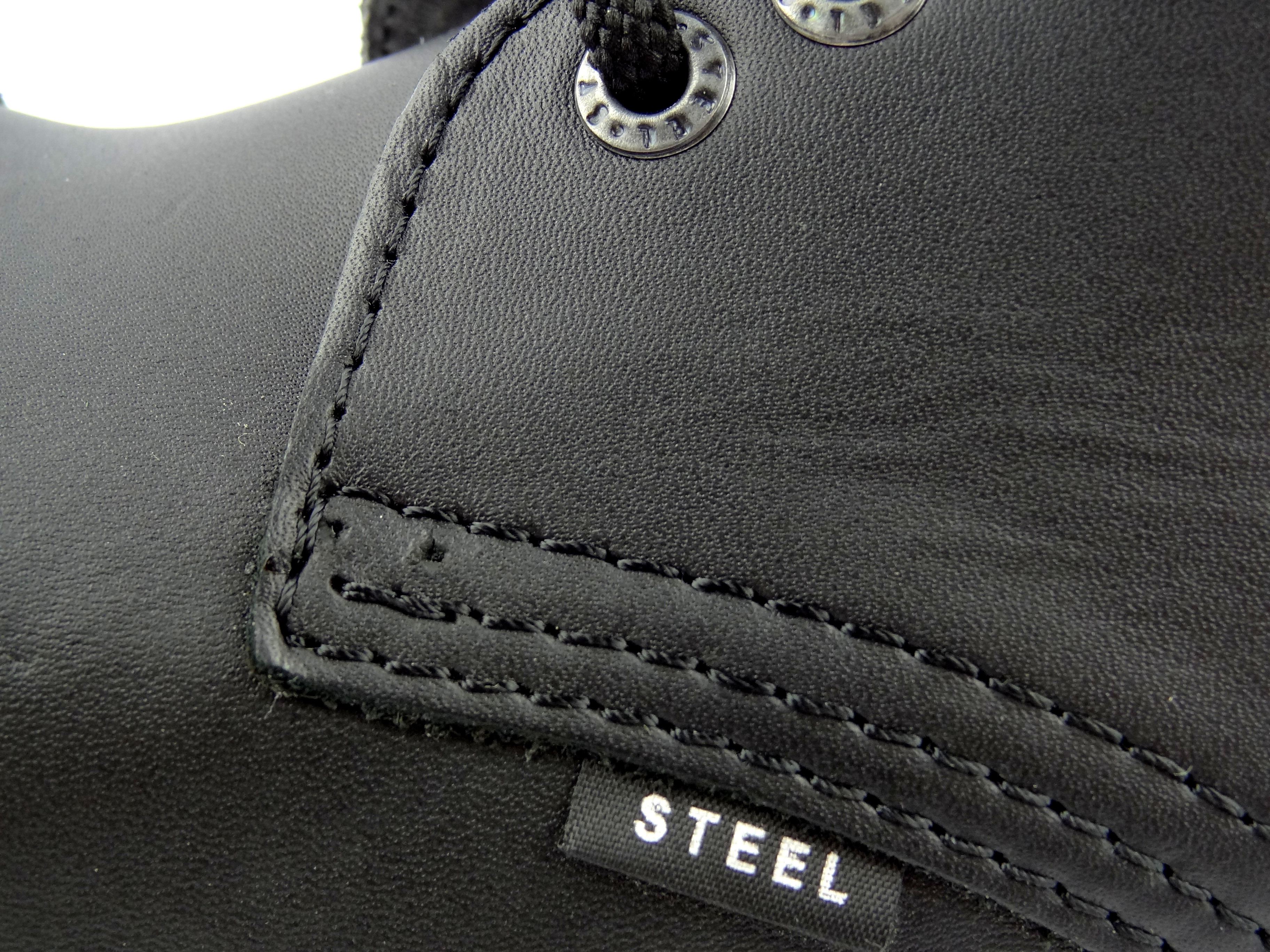 Steel boty 3 dírky 101/102/O/CRAZY černá