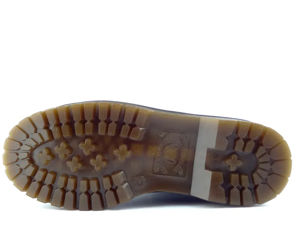 Steel boty 8 dírek 113/AL2 bez ocelové špice  černá